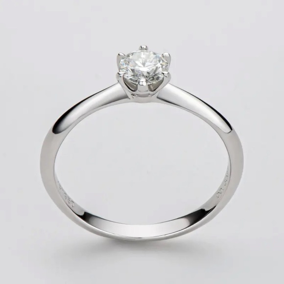 CERTIFIED 0.5 CARATS Moissanite Solid 925 Sterling silver Engagement Ring New - Picture 7 of 11